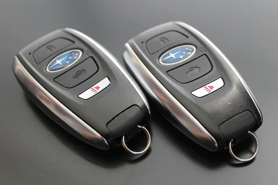 how to change battery in subaru key fob