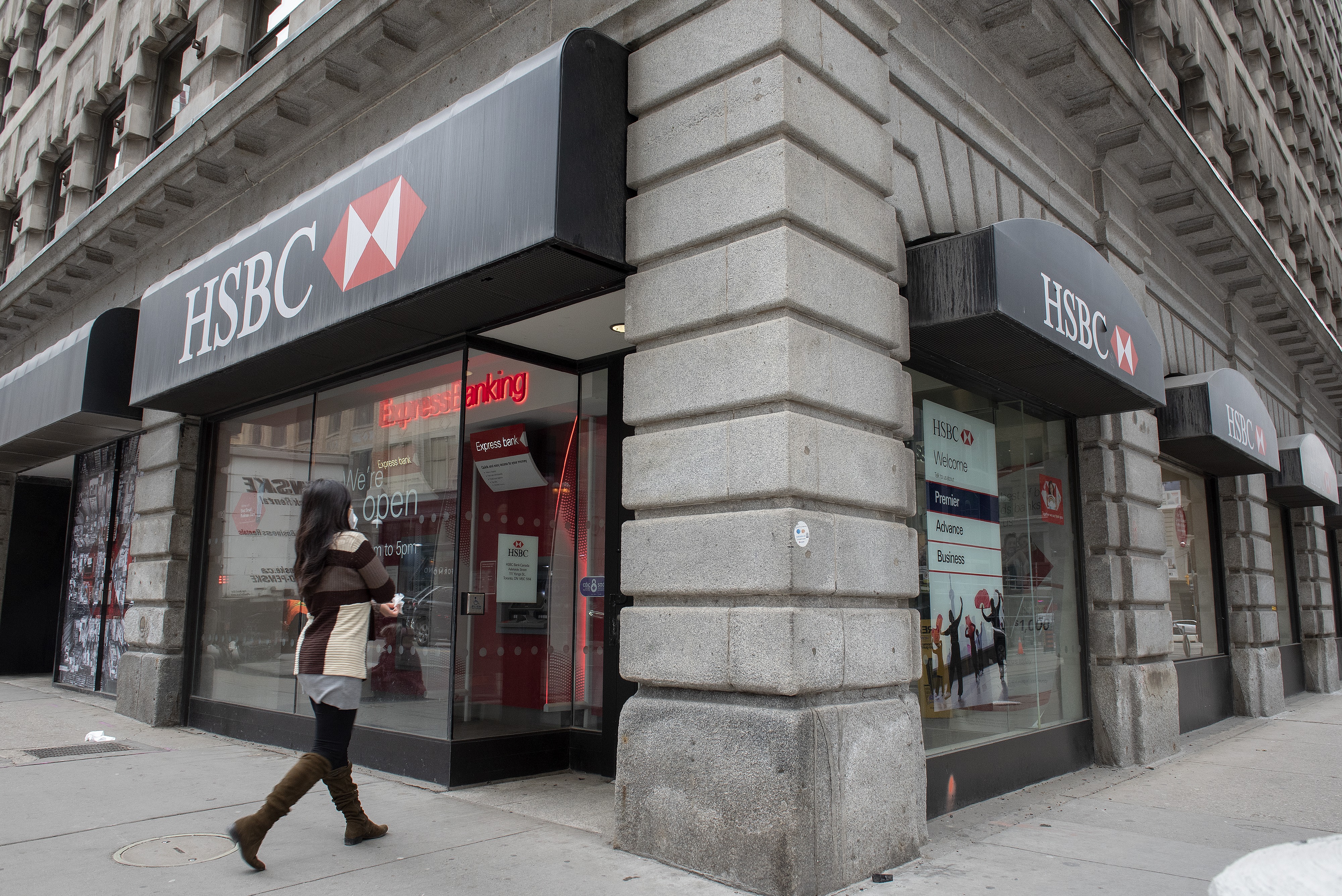 hsbc adelaide branch