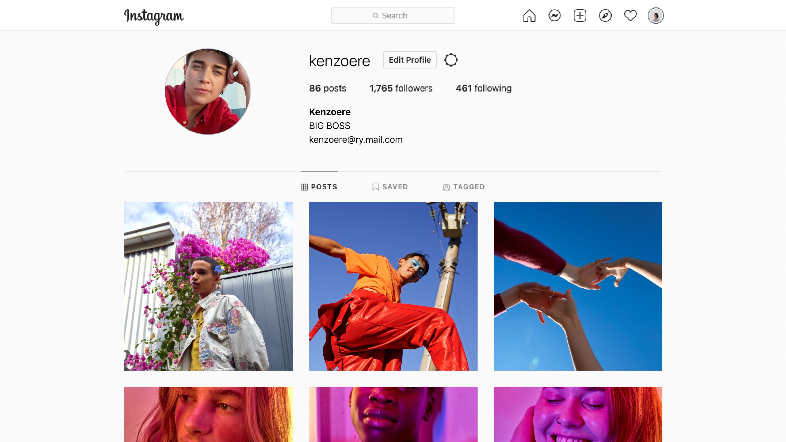 instagram microsoft store