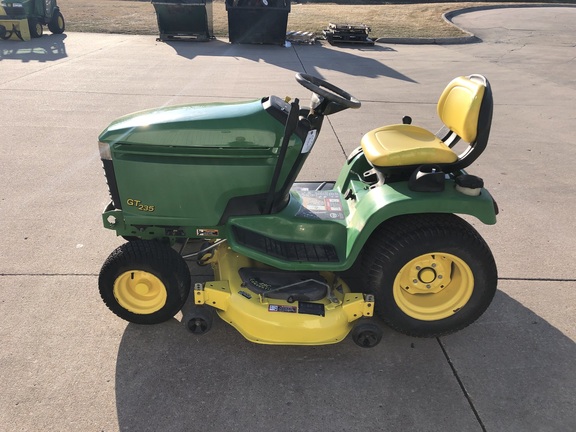 john deere gt235