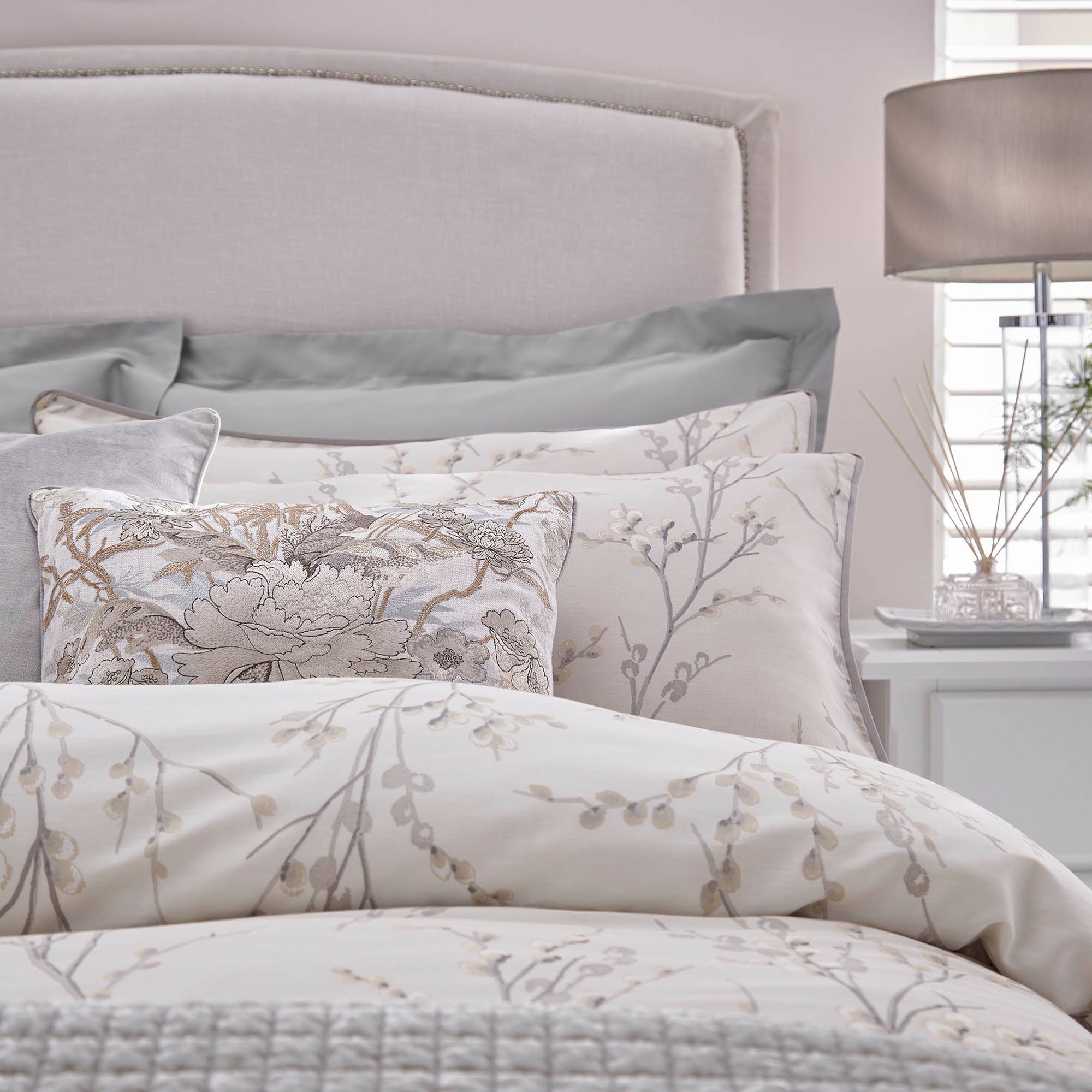 laura ashley bed throws