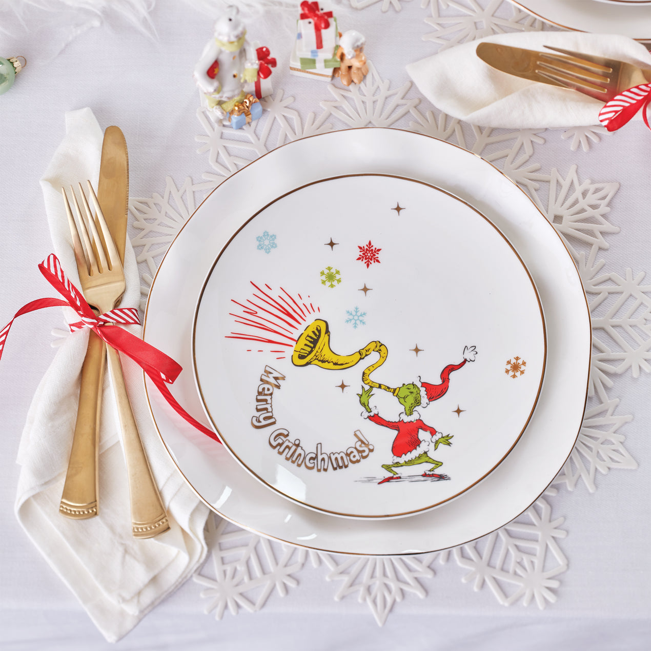 lenox grinch dishes