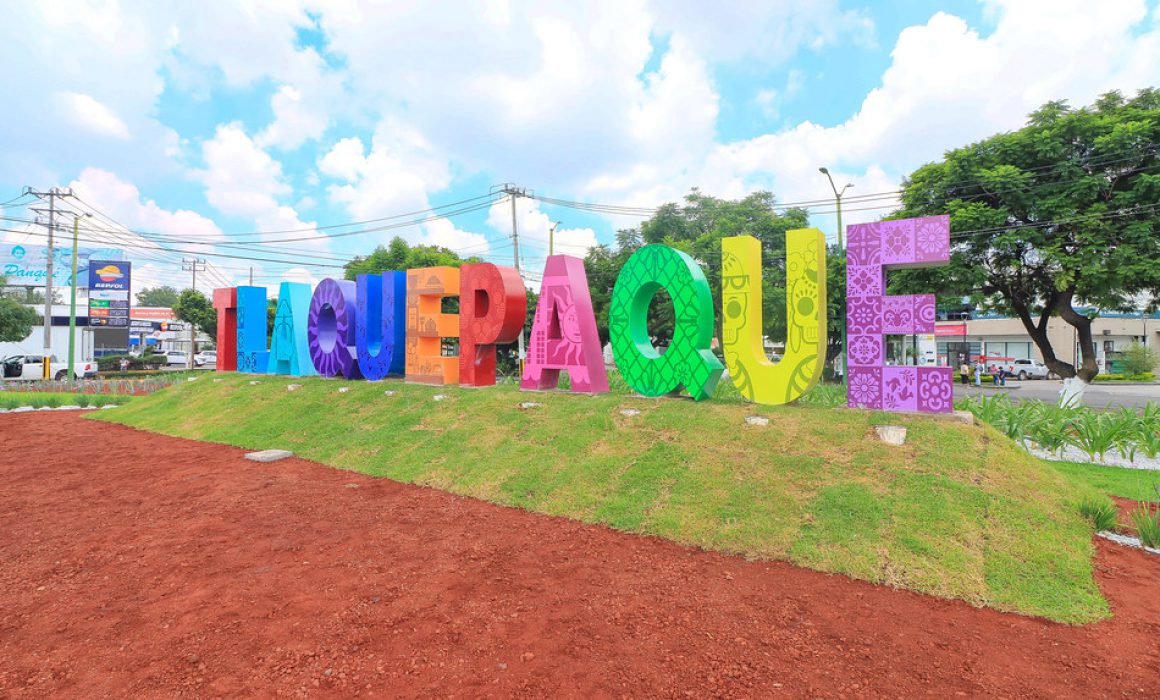 letras gigantes tlaquepaque