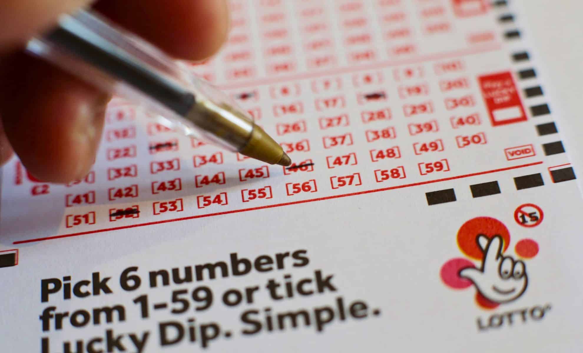 lottery numbers tonight uk