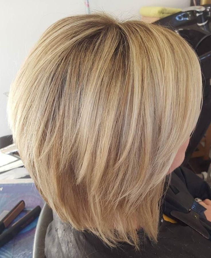 medium short layered bob