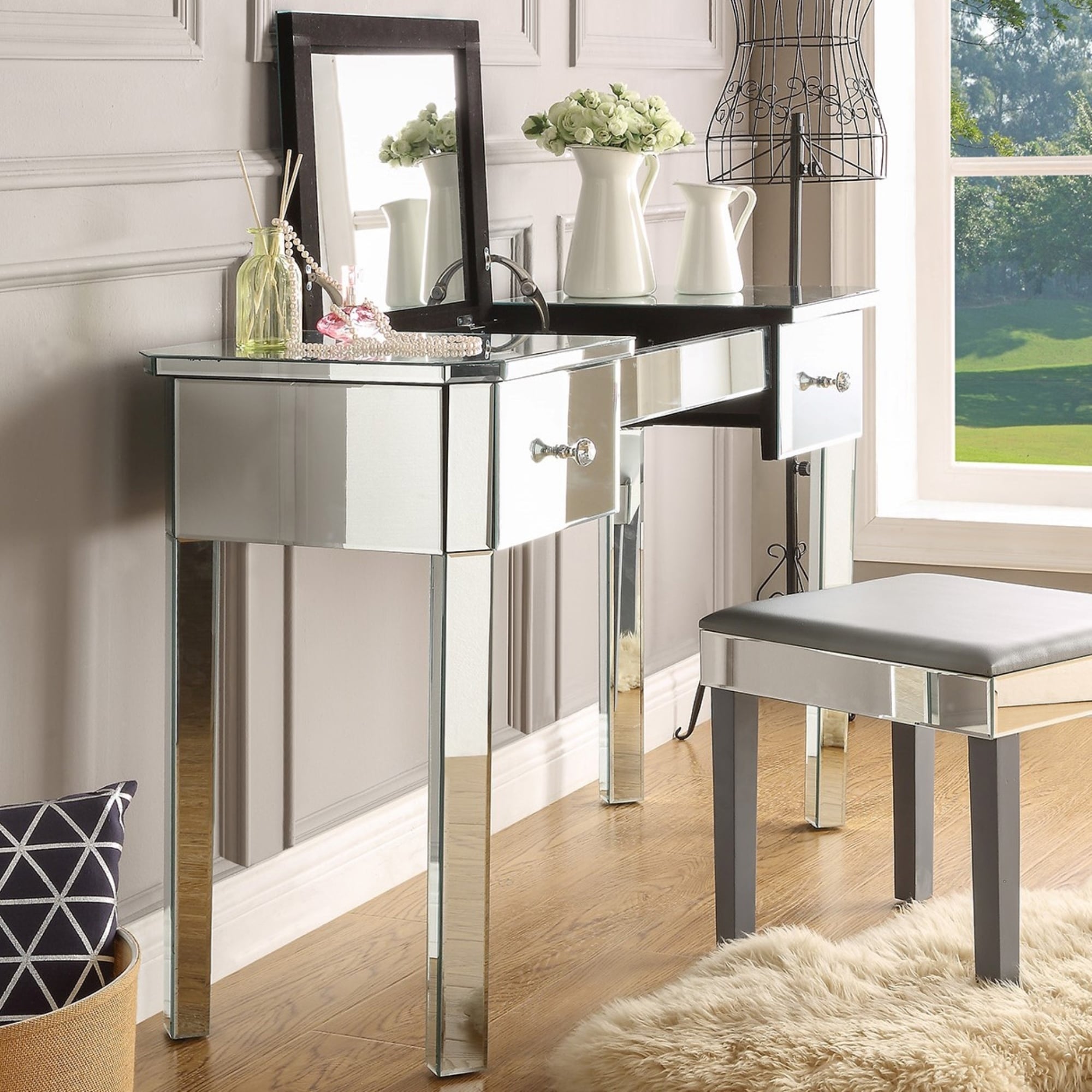 mirrored makeup table