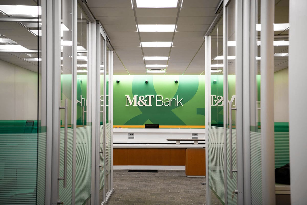 m&t bank hours