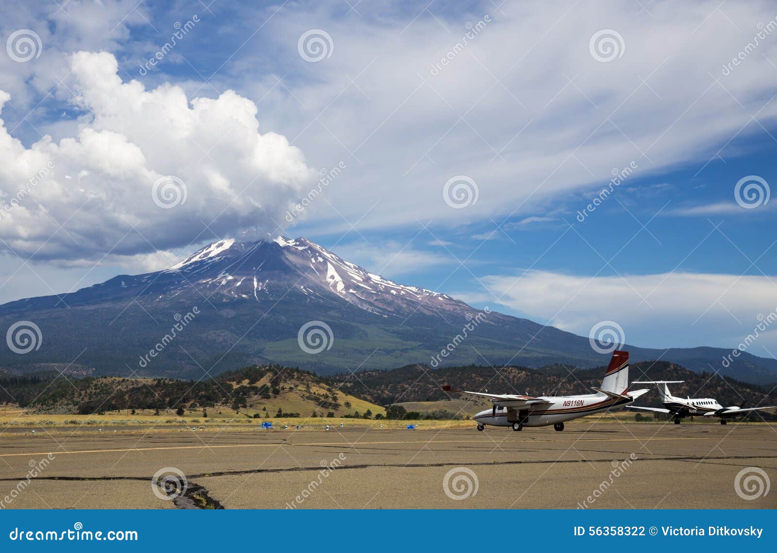 mt shasta airport