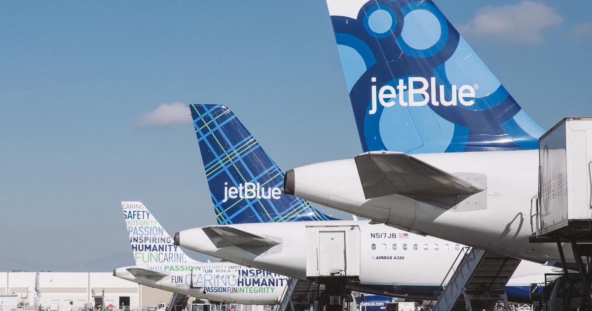 newark airport jetblue flight status