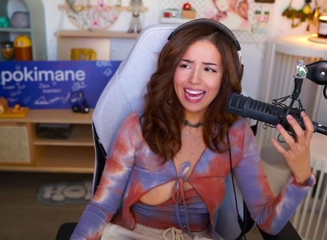 pokimane nip slip