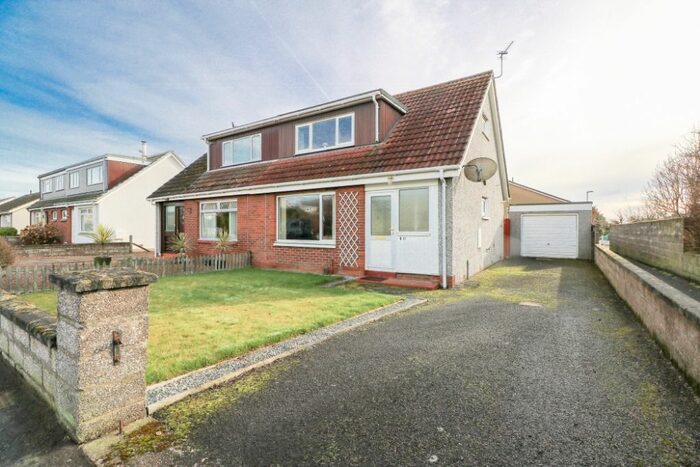 property to rent carnoustie