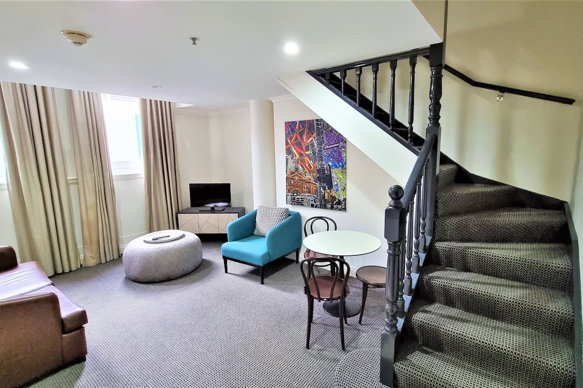 quality apartments melbourne central reviews