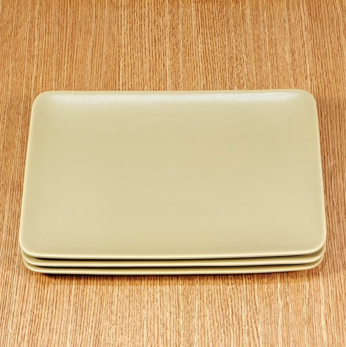 rectangular dinner plates