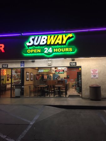 restaurants open 24 hours