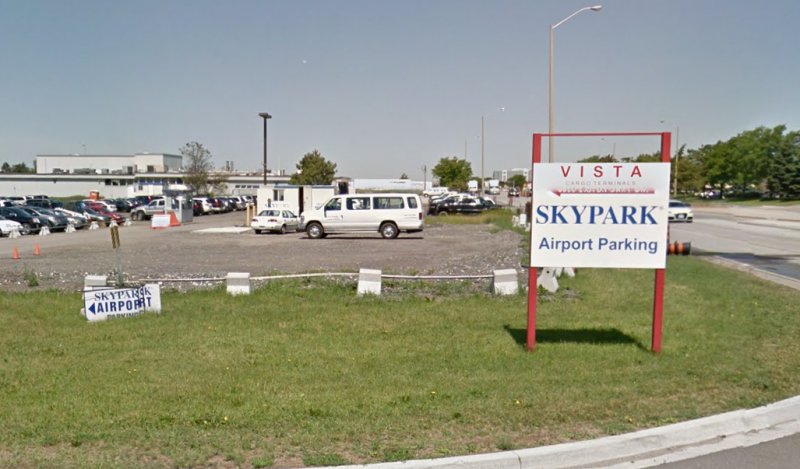 skypark toronto airport parking