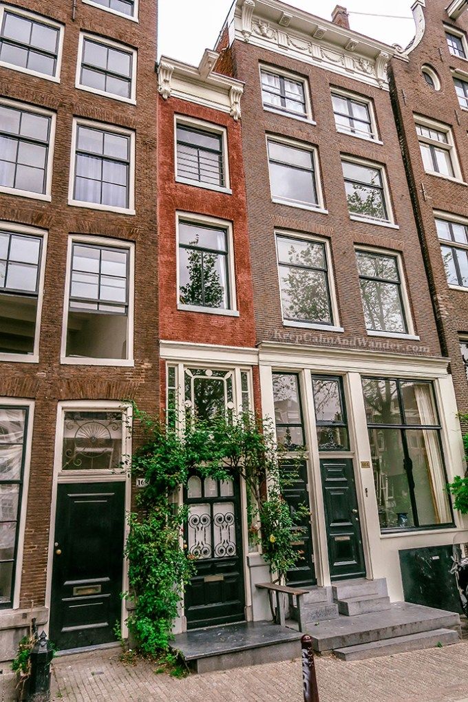 smallest house in amsterdam photos