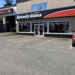 speedy autoglass north vancouver