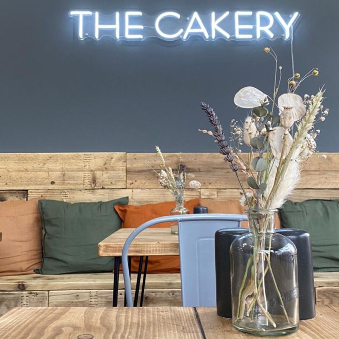 the cakery west vale