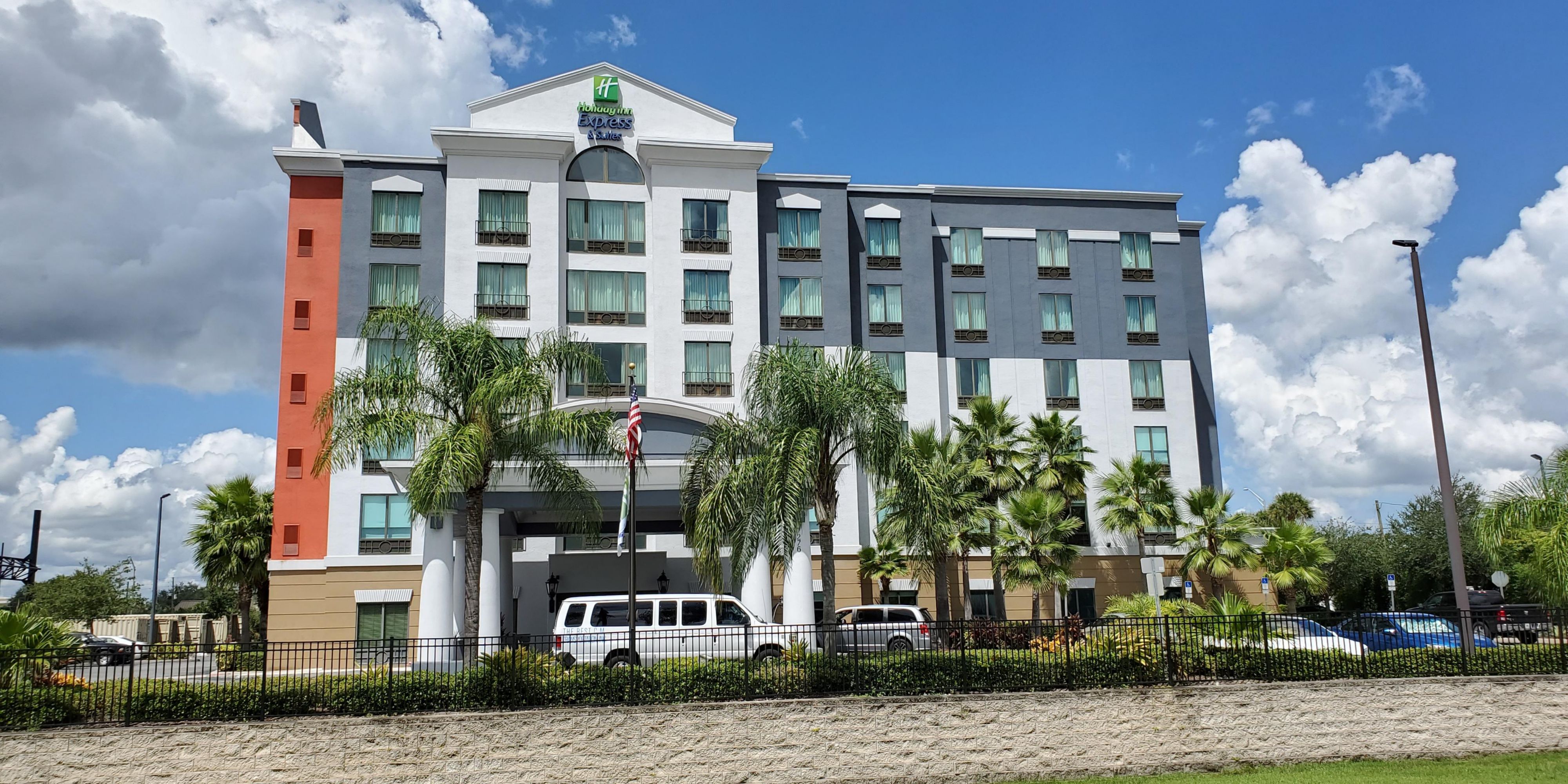 the holiday inn express & suites