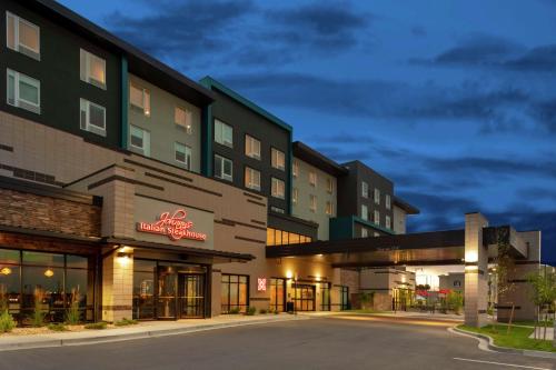 thornton hotels colorado