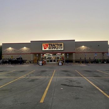 tractor supply in tomball