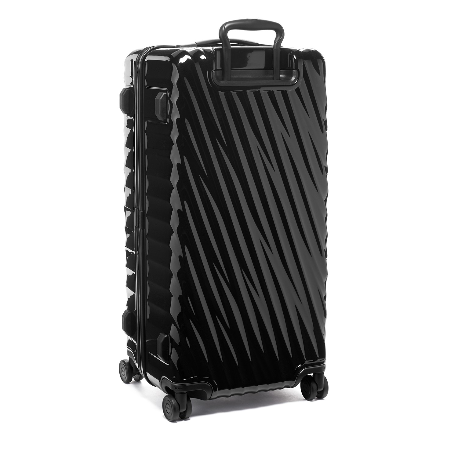 tumi 19 degree rolling trunk