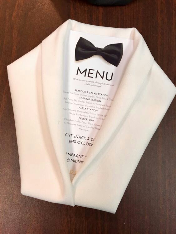 tuxedo napkin fold