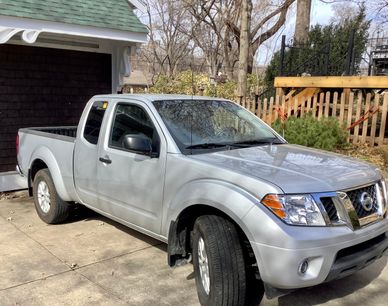 used nissan frontier trucks for sale