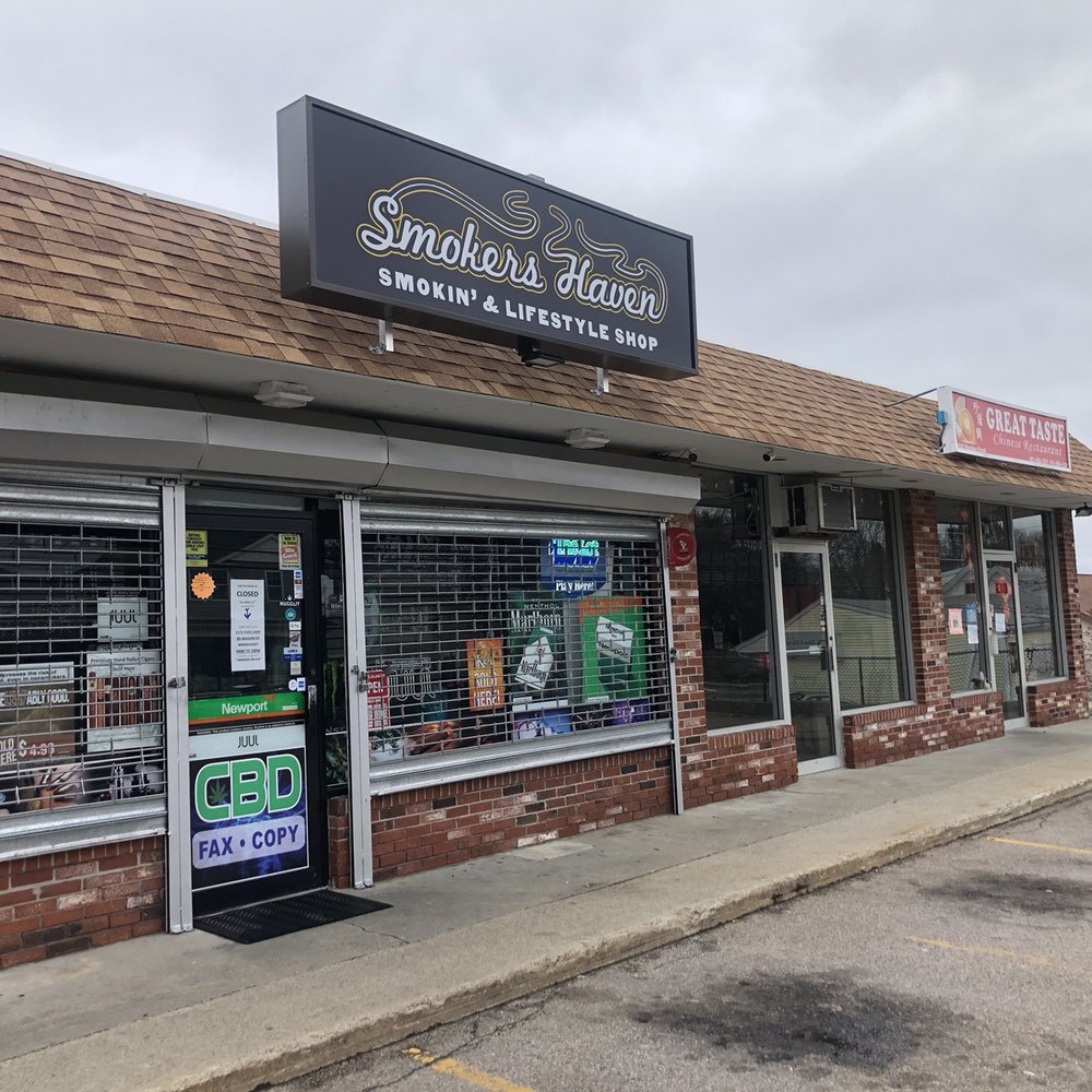 vape shop near me open now