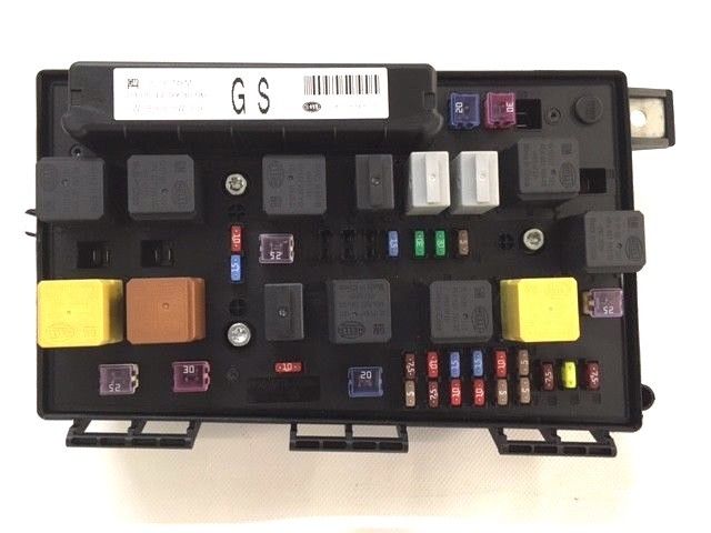 vauxhall astra fuse board