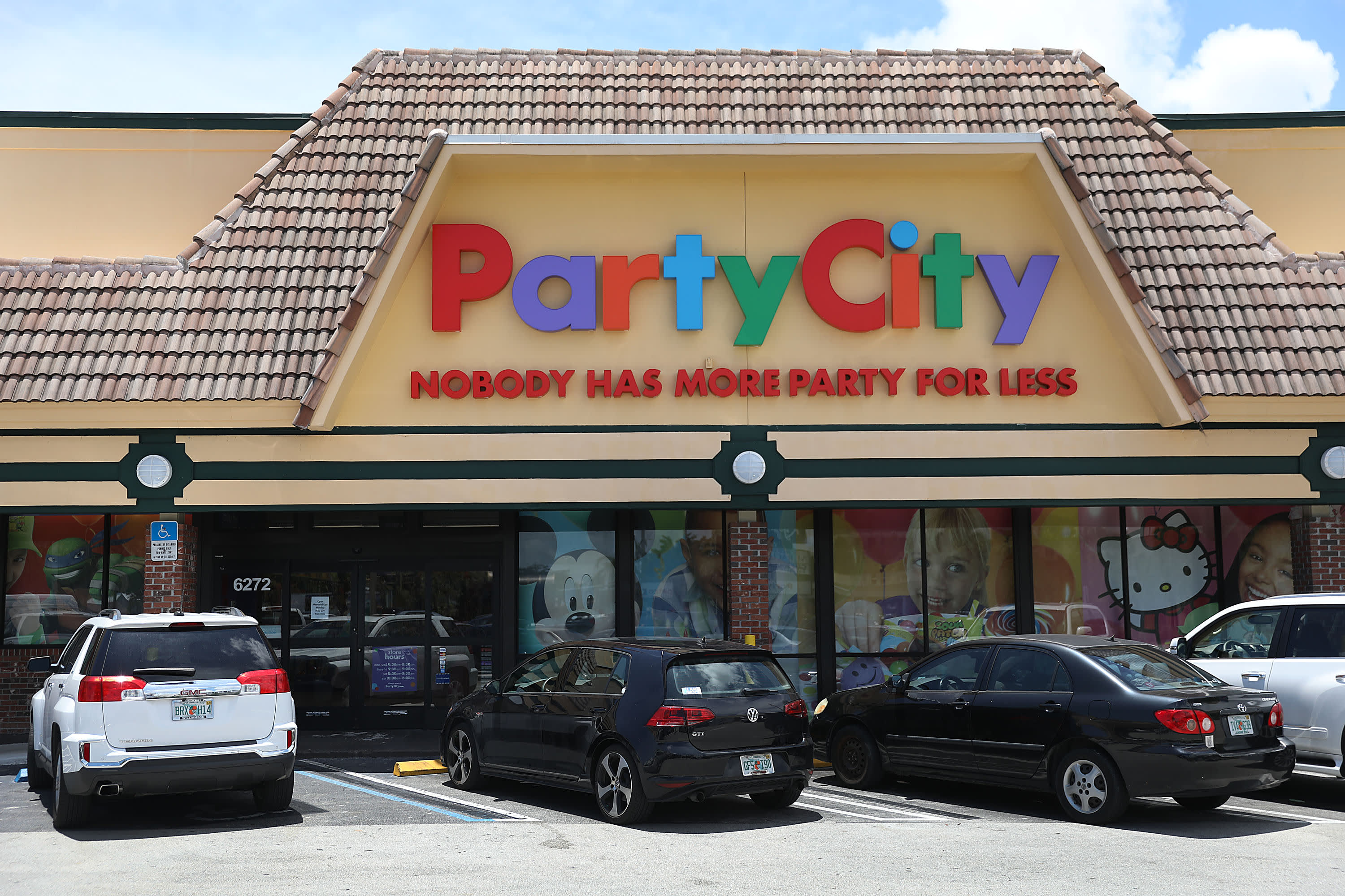 what time dies party city close