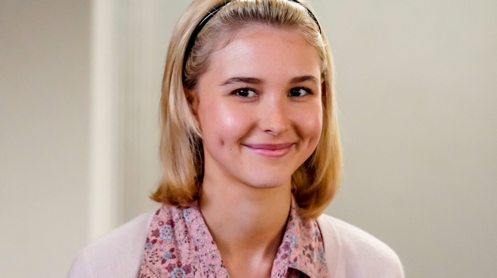 who played veronica in young sheldon