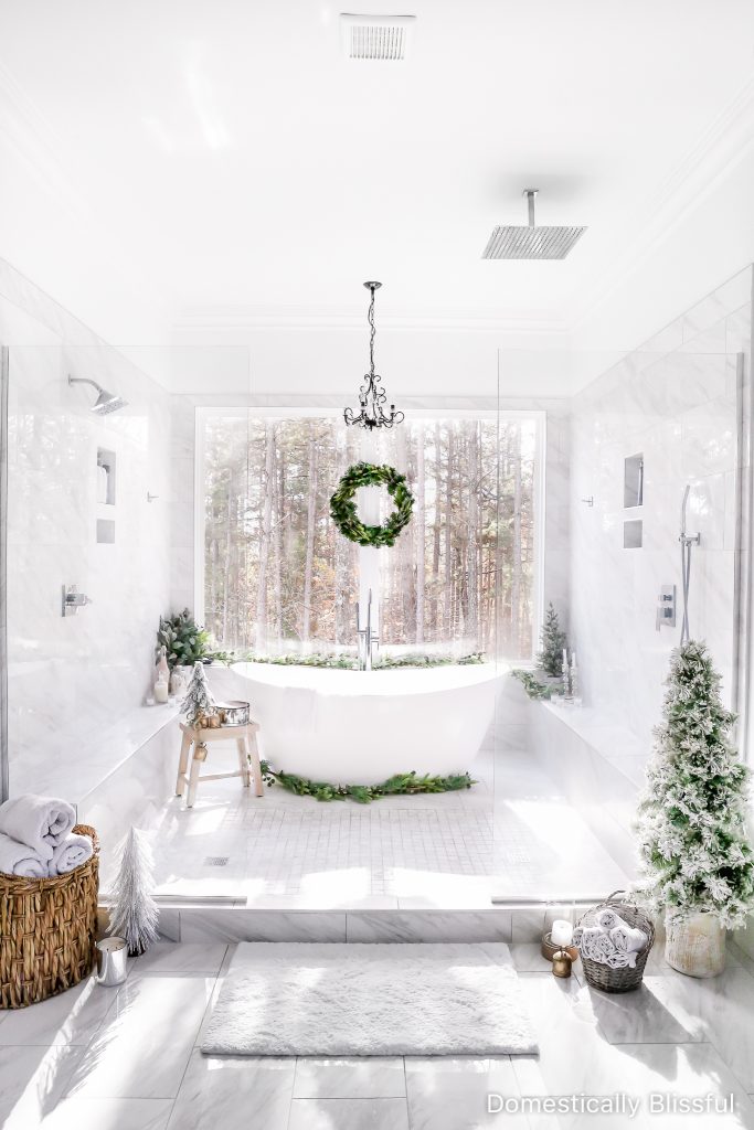 xmas bathroom