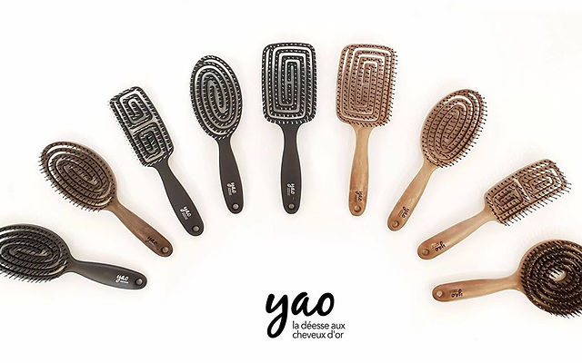 yao hair brush